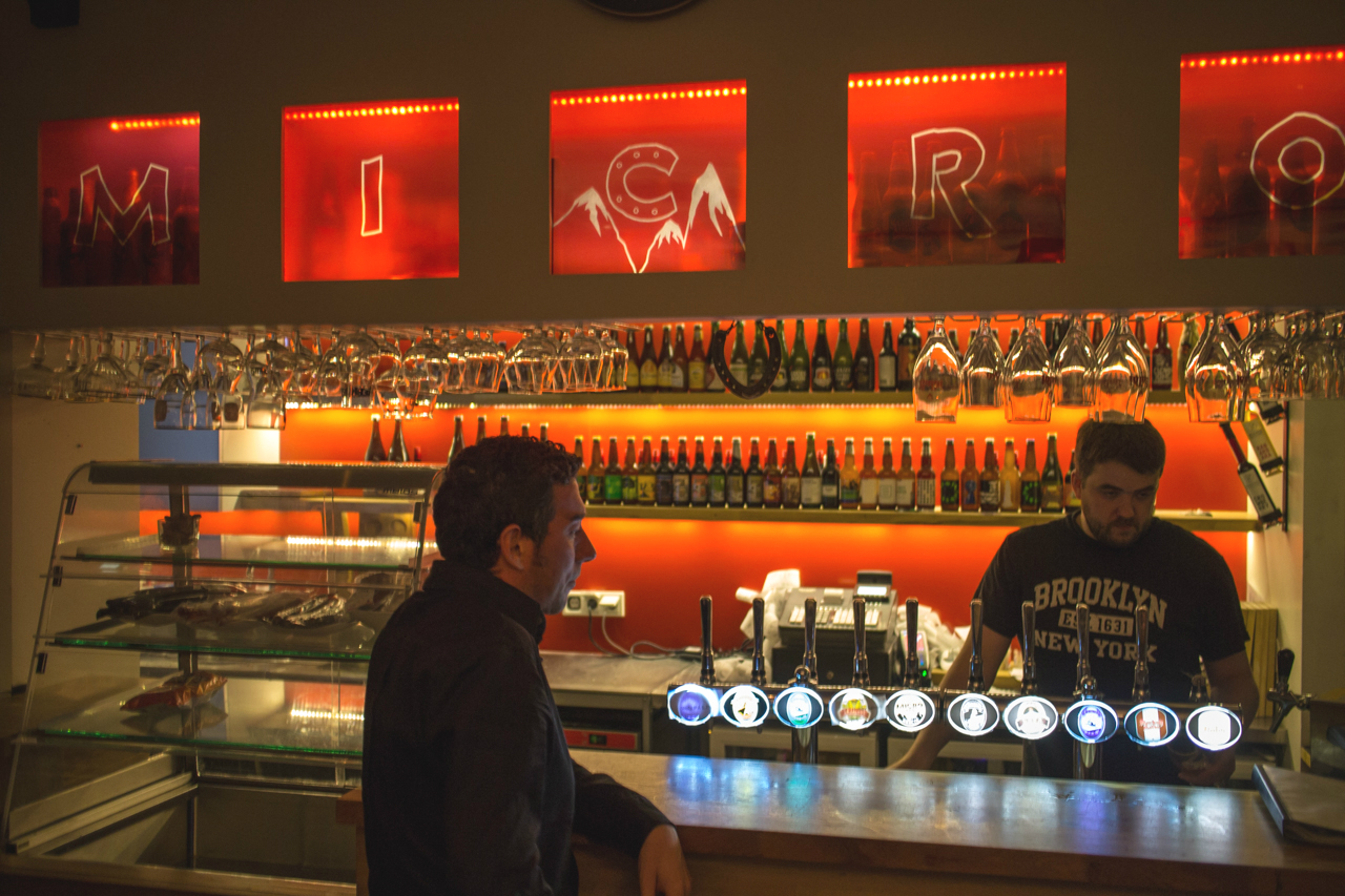 best-bars-for-craft-beer-in-reykjavik-5