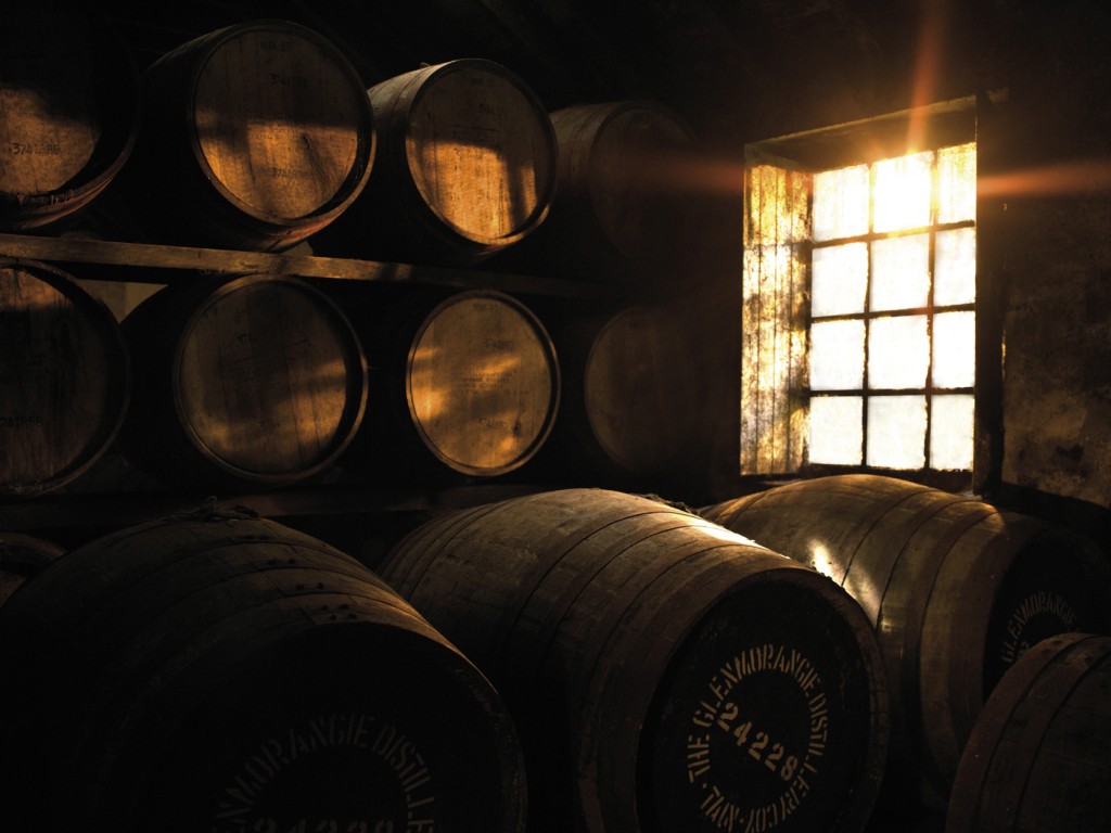 Glenmorangie-Distillery-casks-in-sunlight