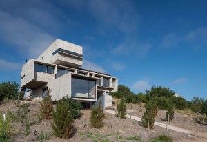 This Concrete Pad Is the Swanky Apocalyptic Bunker You've Always Wanted ...