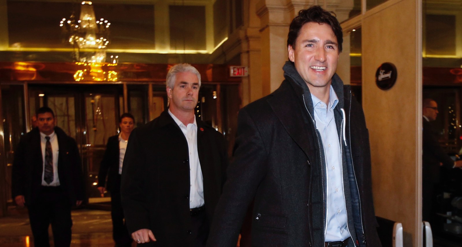 Trudeau cabinet cheers keystone XL decision