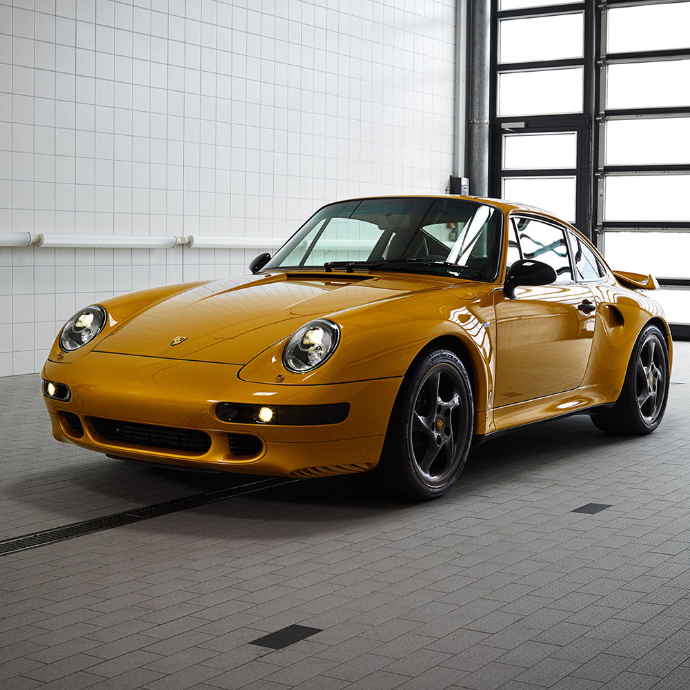 Porsche-high_993_turbo_the_reveal_classic_project_gold_2018_porsche_ag