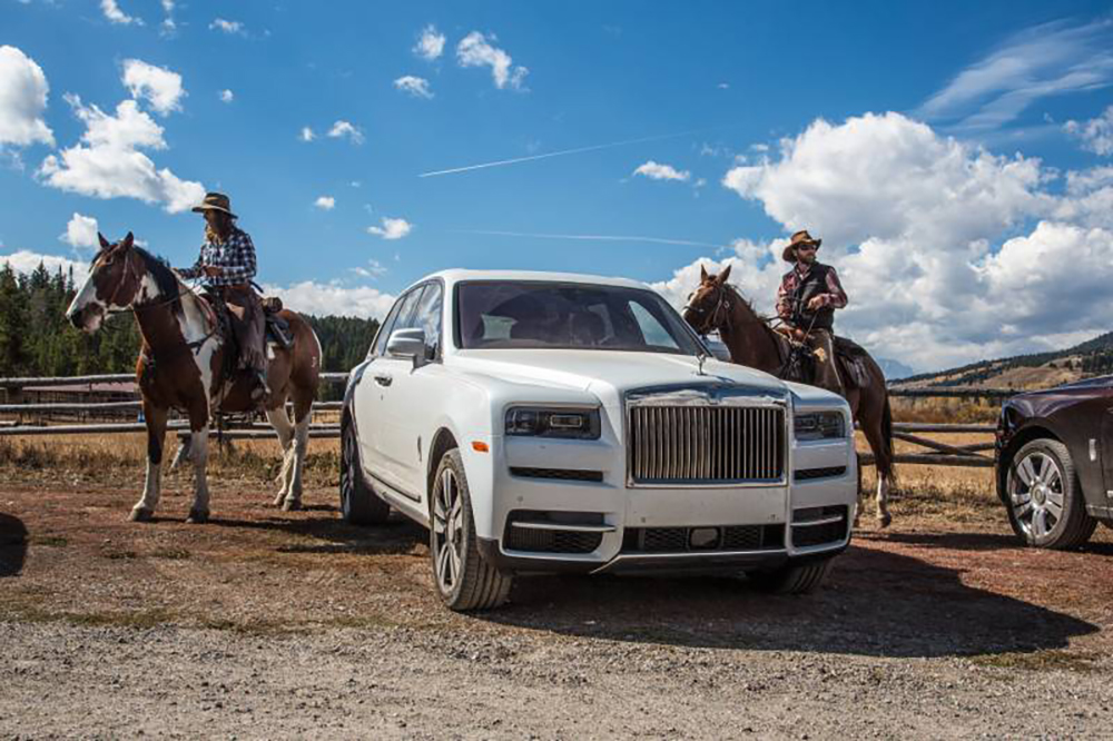 Driving A Rolls-Royce Cullinan For 2,000 Miles Through The Desert Isn't For  Everyone