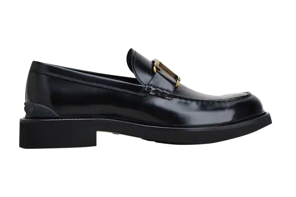 tod's-black-leather-loafers