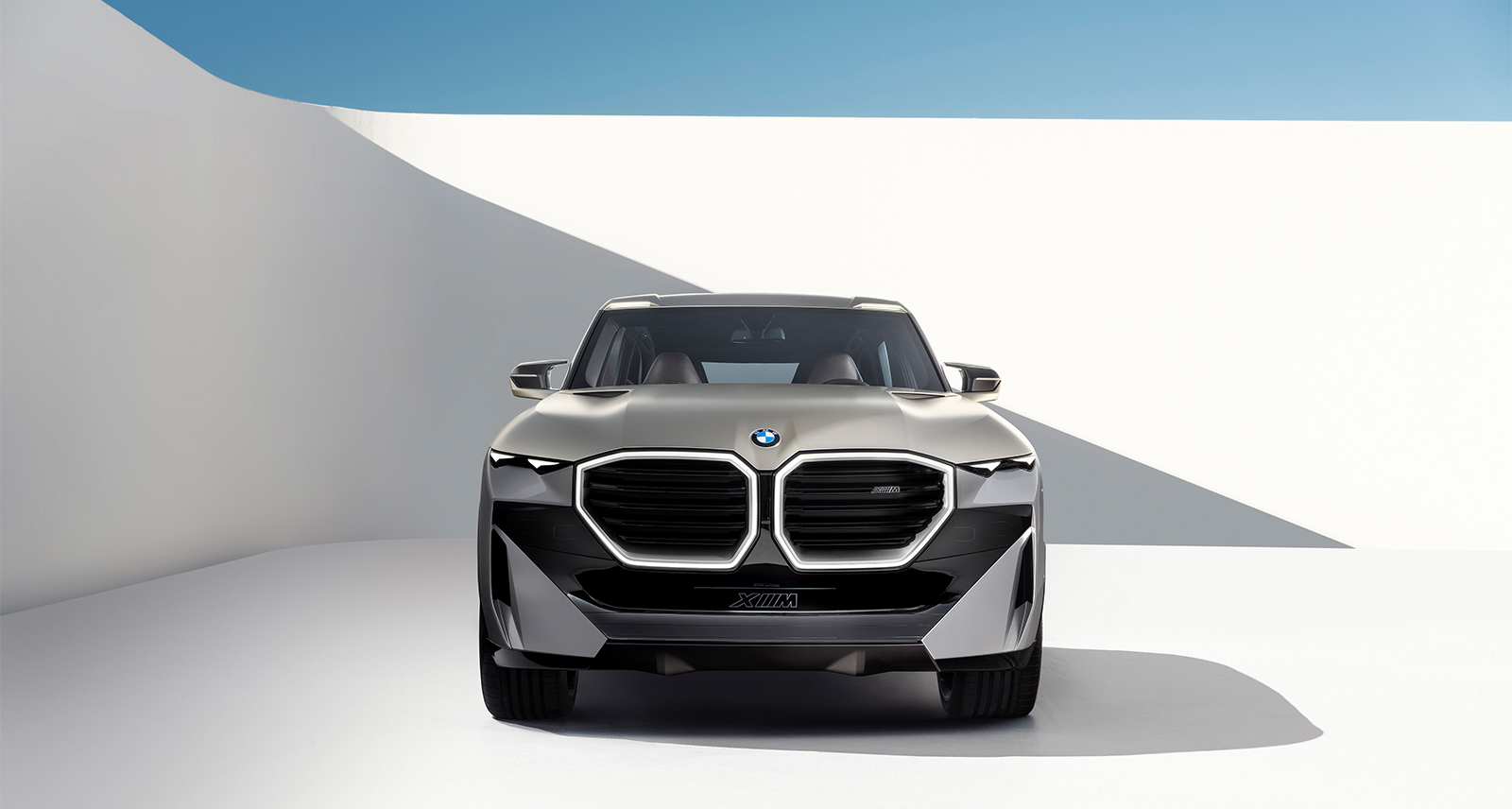 BMW Concept XM feature