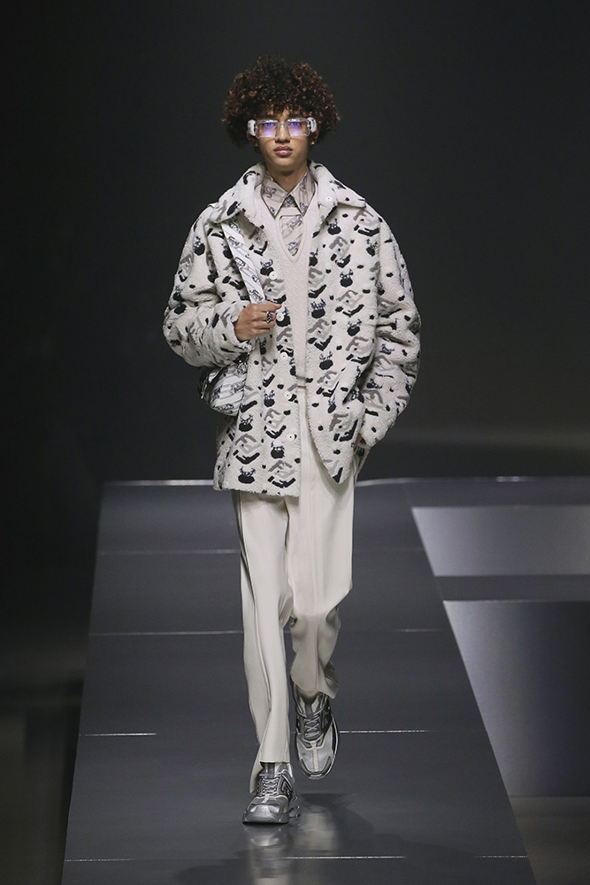 Fendi Men’s Fall/Winter 2022-23 Collection runway show gallery