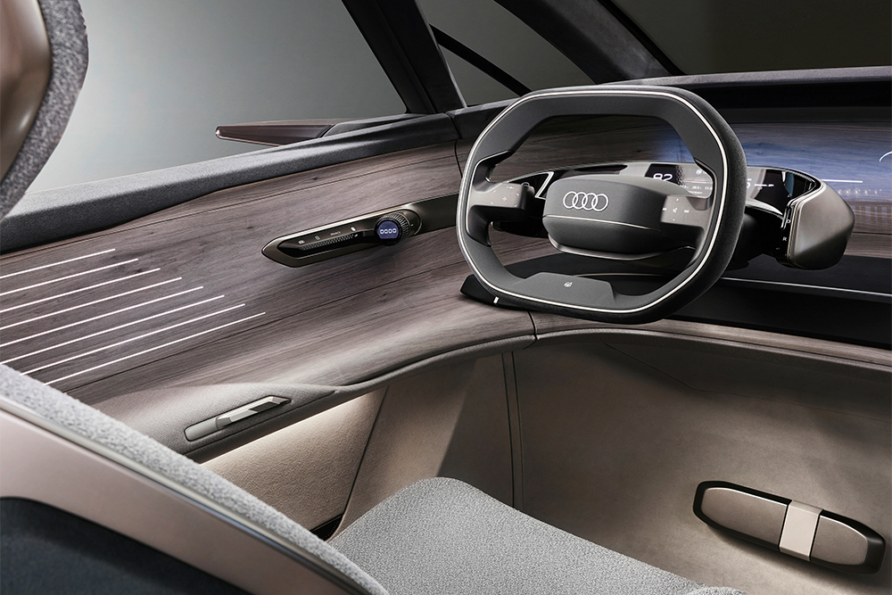 Audi urbansphere concept interior in post
