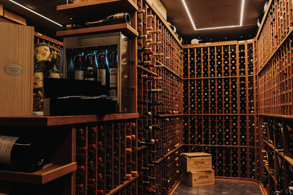 Canadian Wine Cellars Le Coureur des Bois, Beloeil, Quebec in post