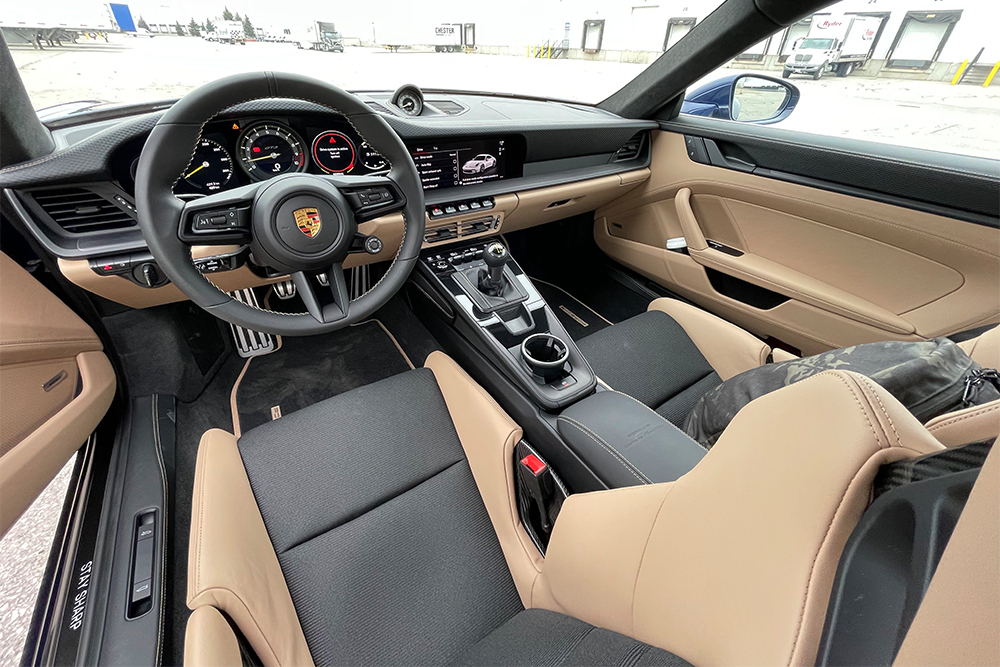Porsche 911 GT3 Touring interior in post