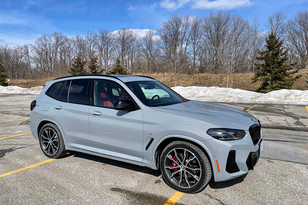 BMW 2022 X3 M40i in post
