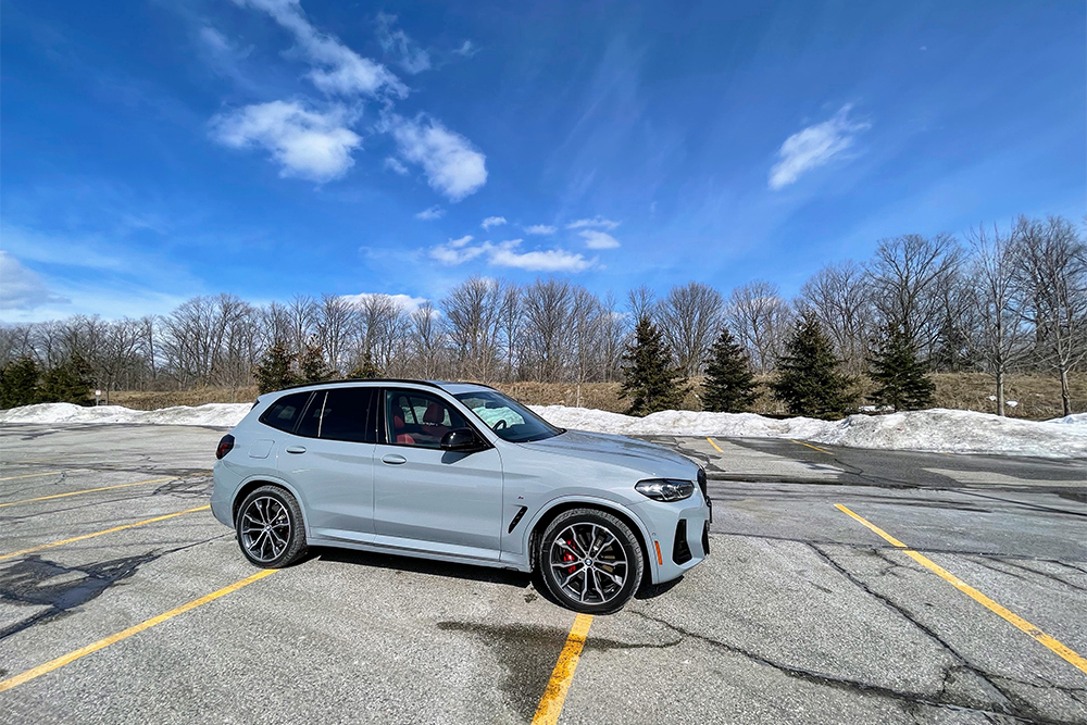BMW 2022 X3 M40i in post