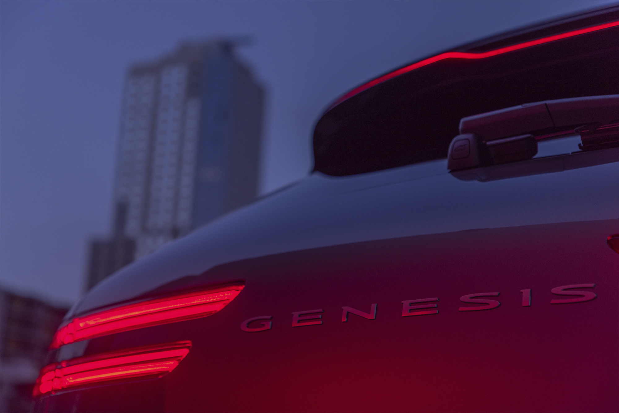 2023 Genesis Electrified GV70
