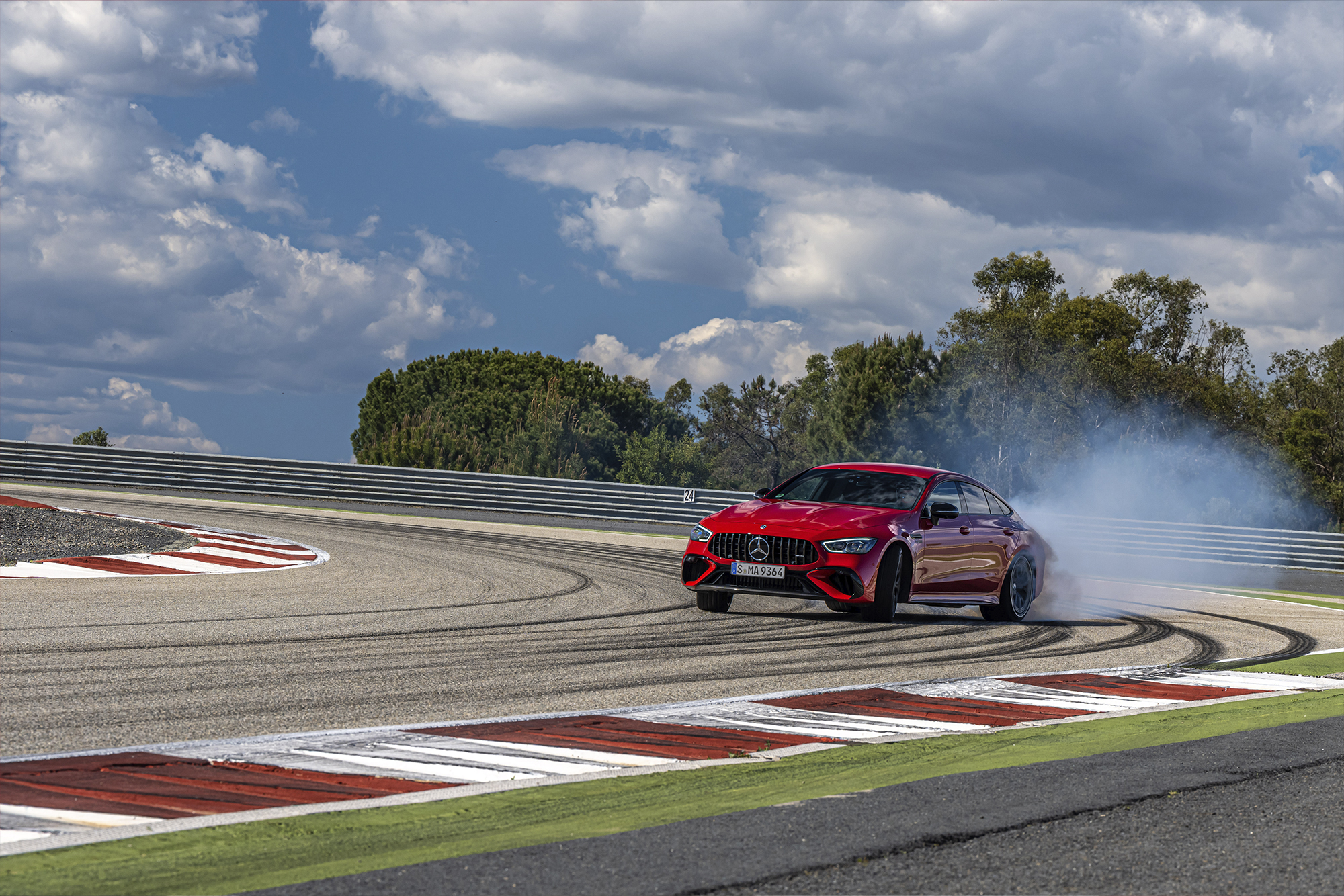 Mercedes-AMG GT 63 S E Performance