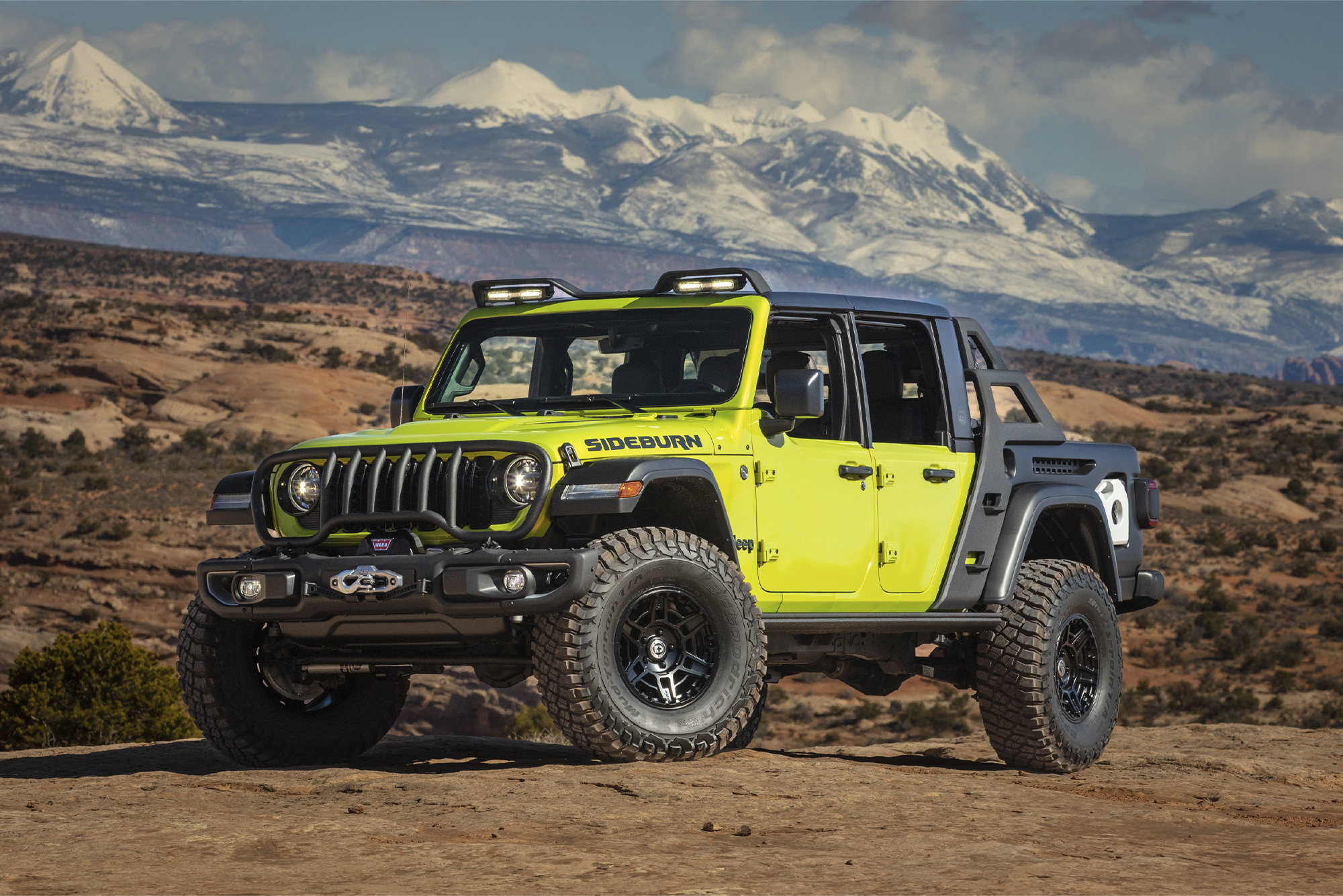 Jeep Gladiator Rubicon Sideburn Concept front view