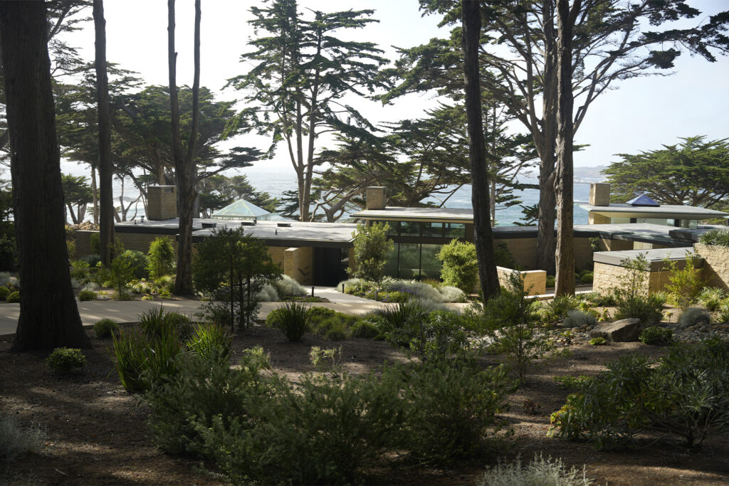 Monterey California Range Rover Pop Up House