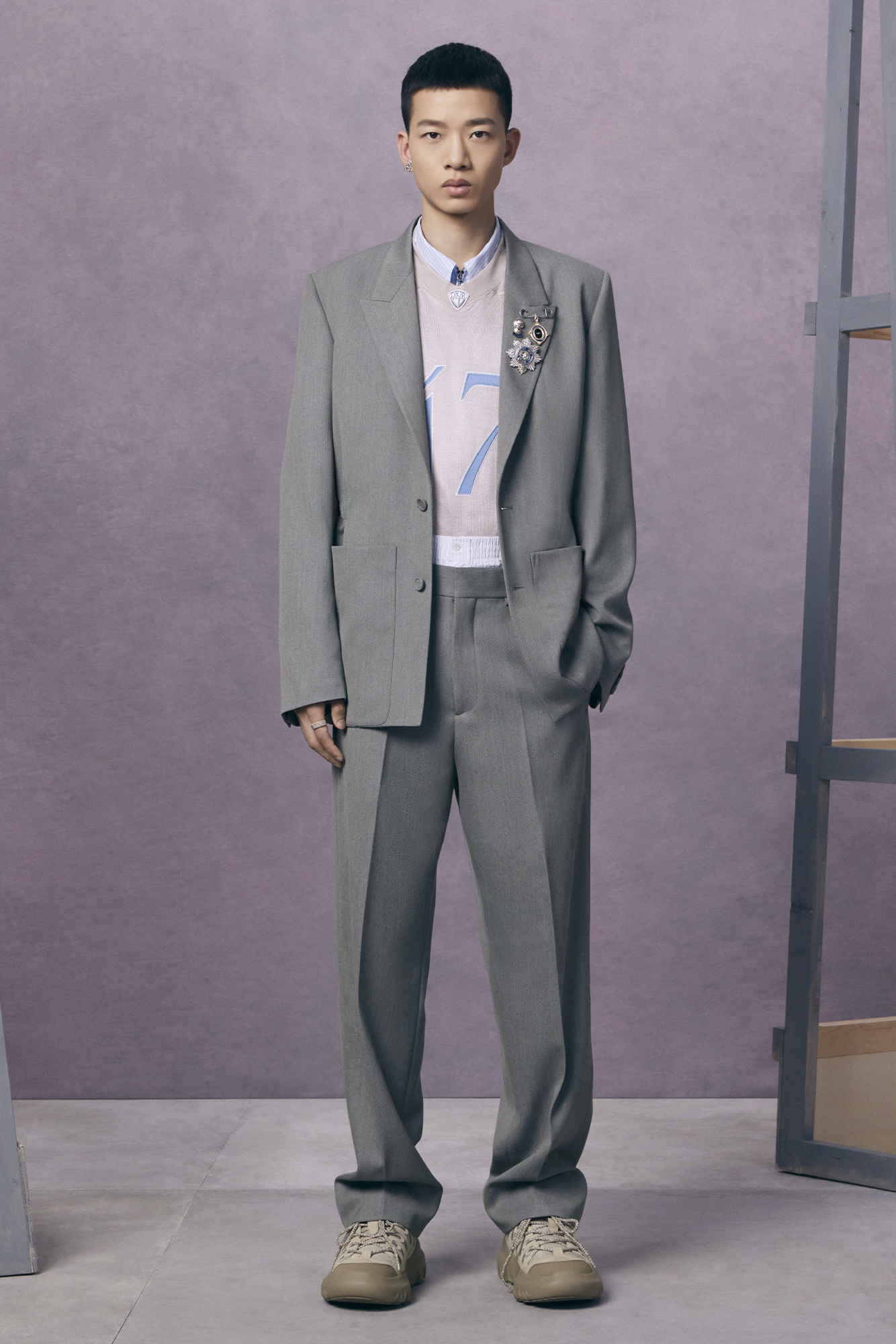 Dior Spring 2024 menswear grey oversize suit