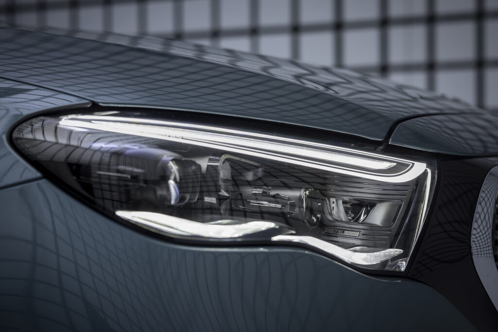 Mercedes e-class close up on headlight