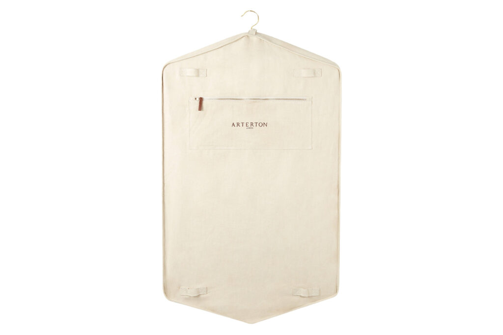 Arteron Garment Bag on white background