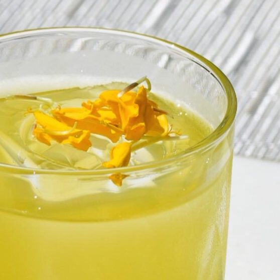 Close-up look of Mangi Ferra drink