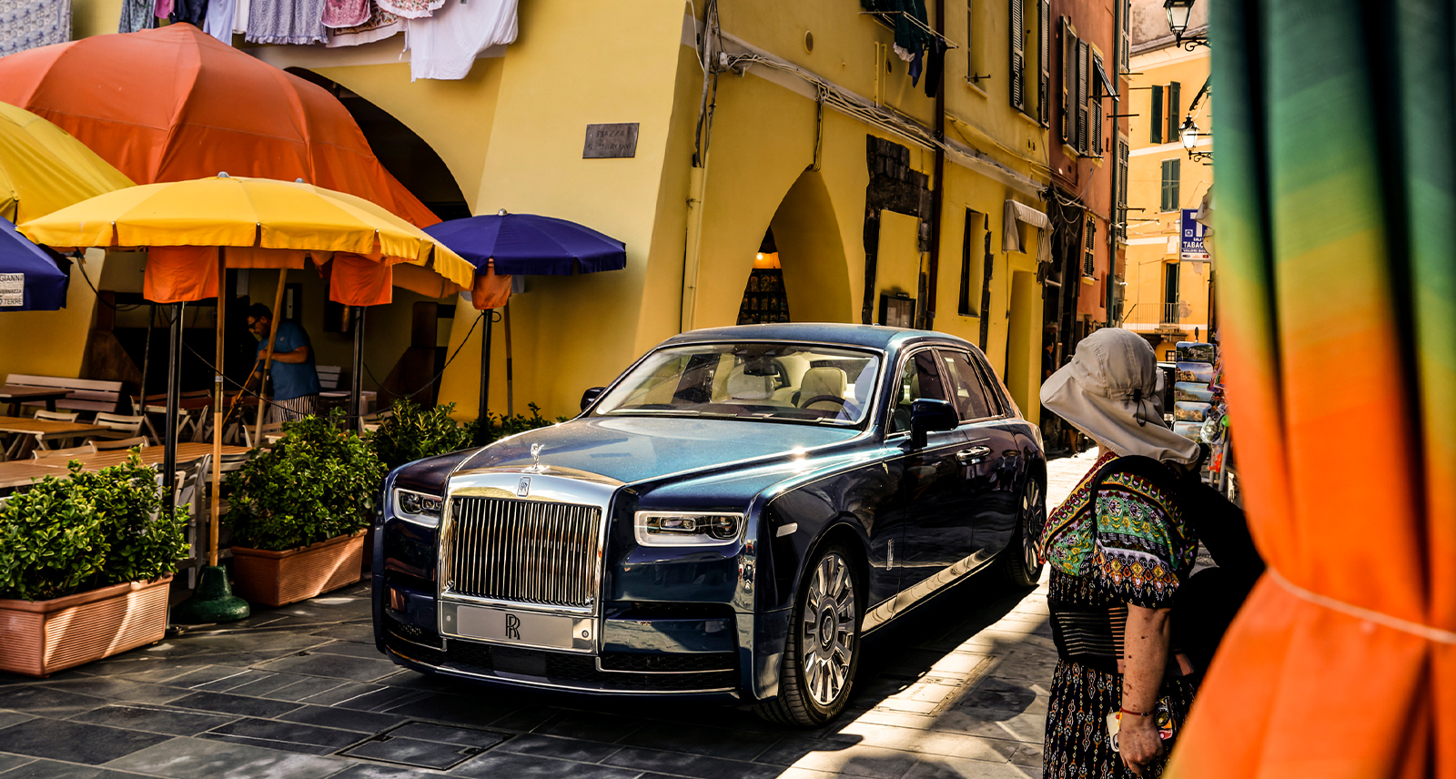 Rolls-Roce parked on an Italian street