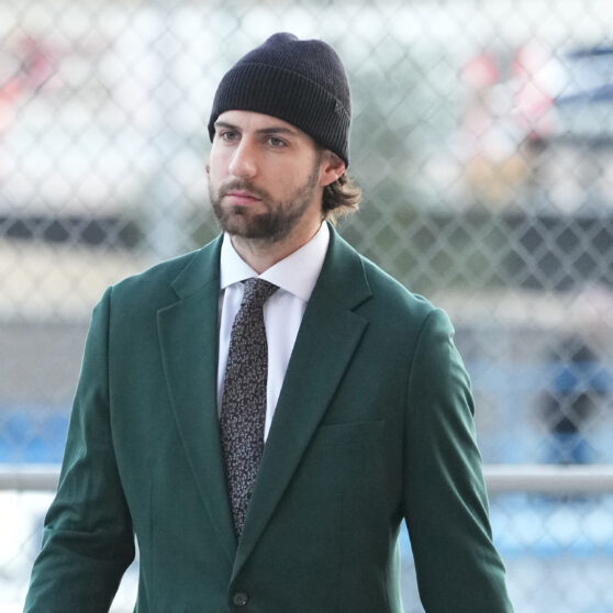 NHL Fits Nicholas Hague