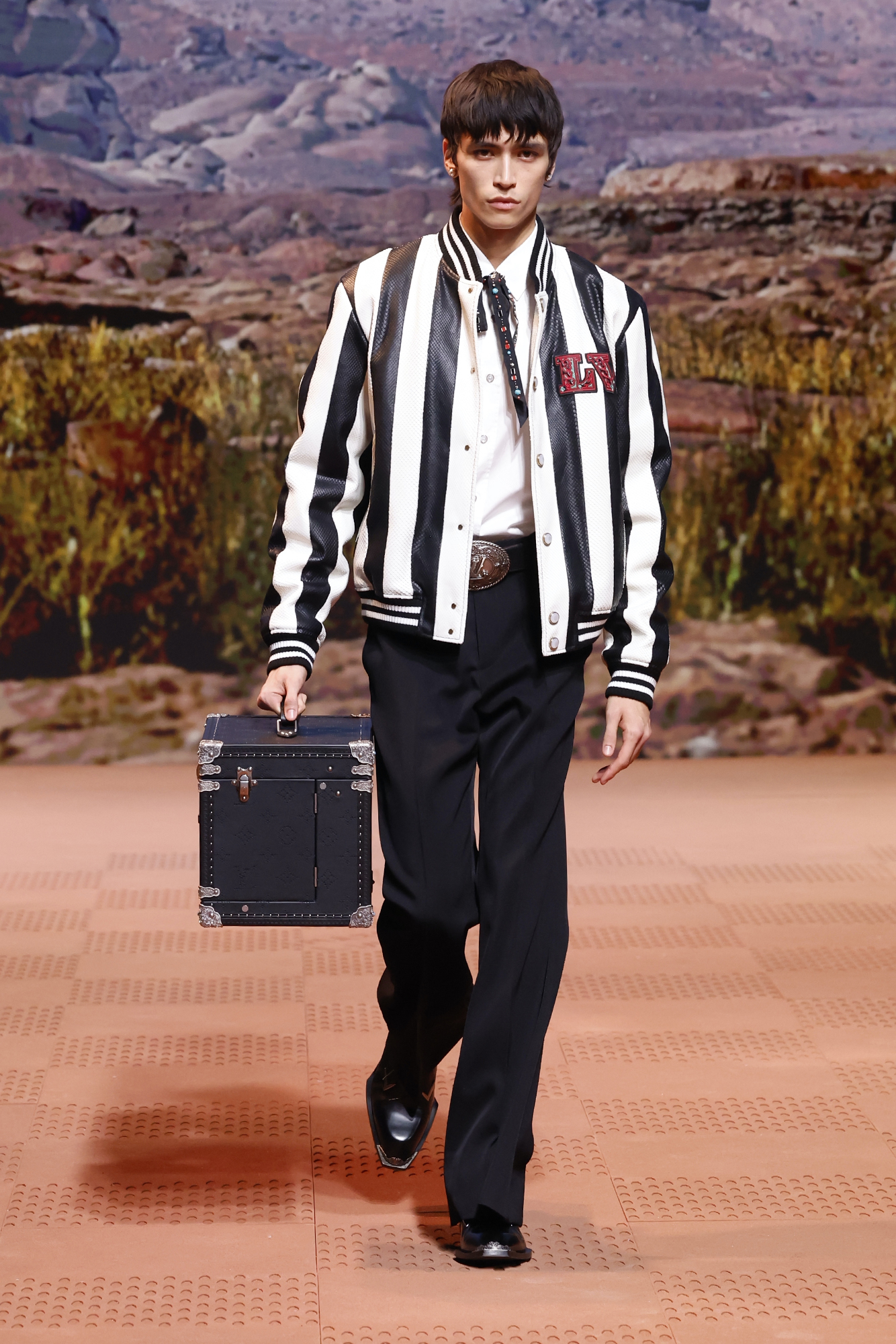 Striped black jacket Louis Vuitton Fall/Winter 2024