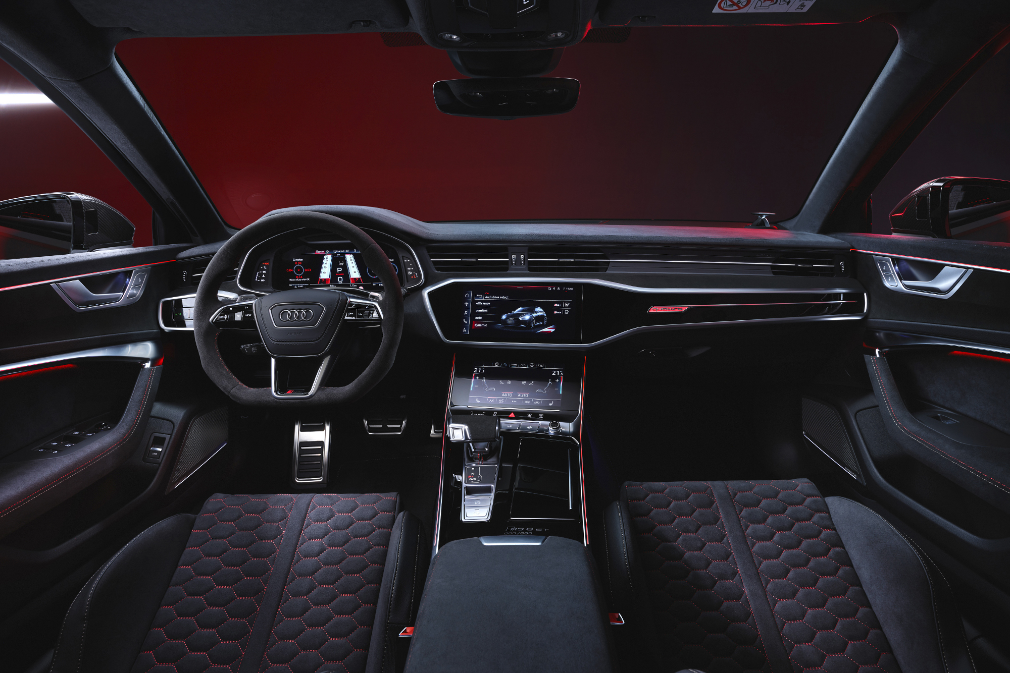 Audi RS 6 Avant GT: Interior