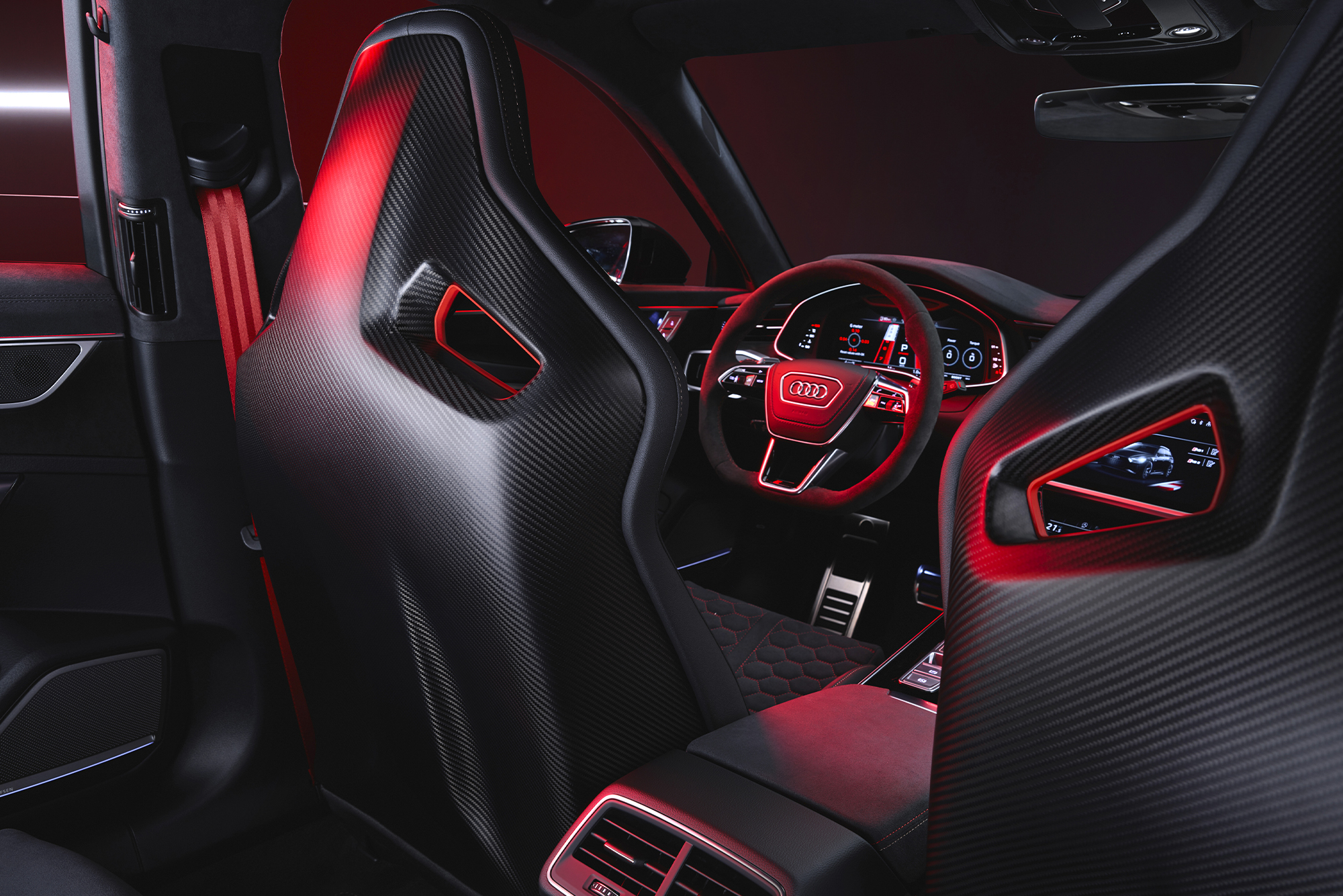 Audi RS 6 Avant GT: Interior