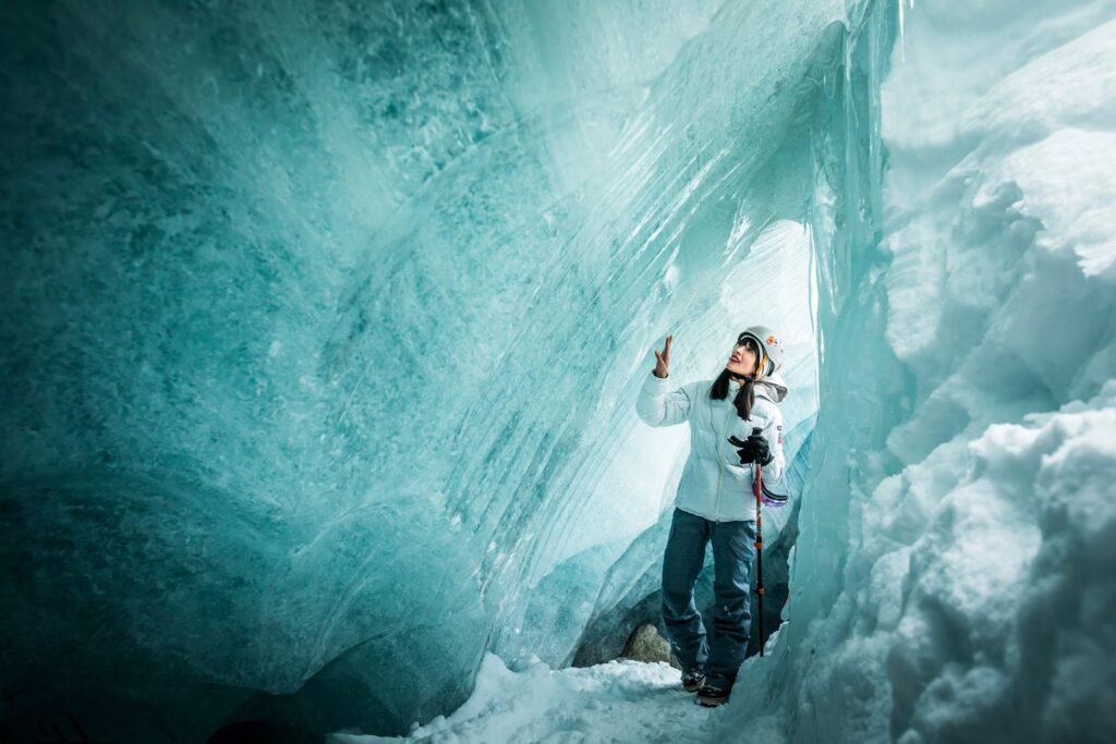 Ice Cave Tour Whistler/Justa Jeskova