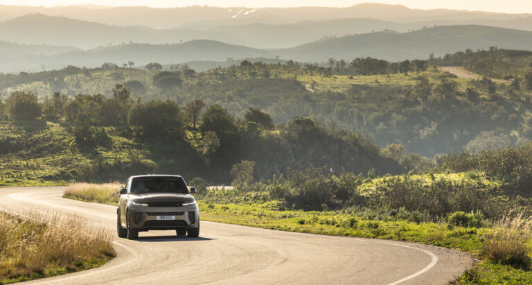 Range Rover Sport SV
