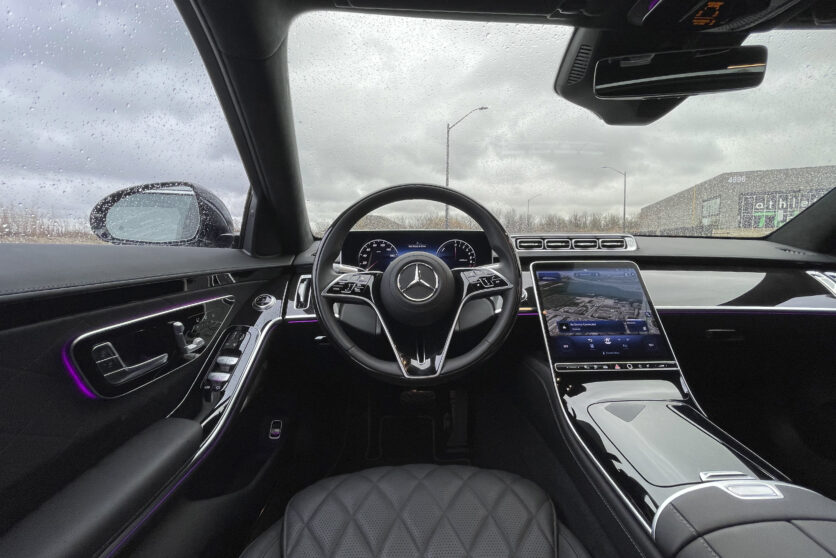 SHARP Drives: Plug-In Hybrid Mercedes S 580e - Sharp Magazine