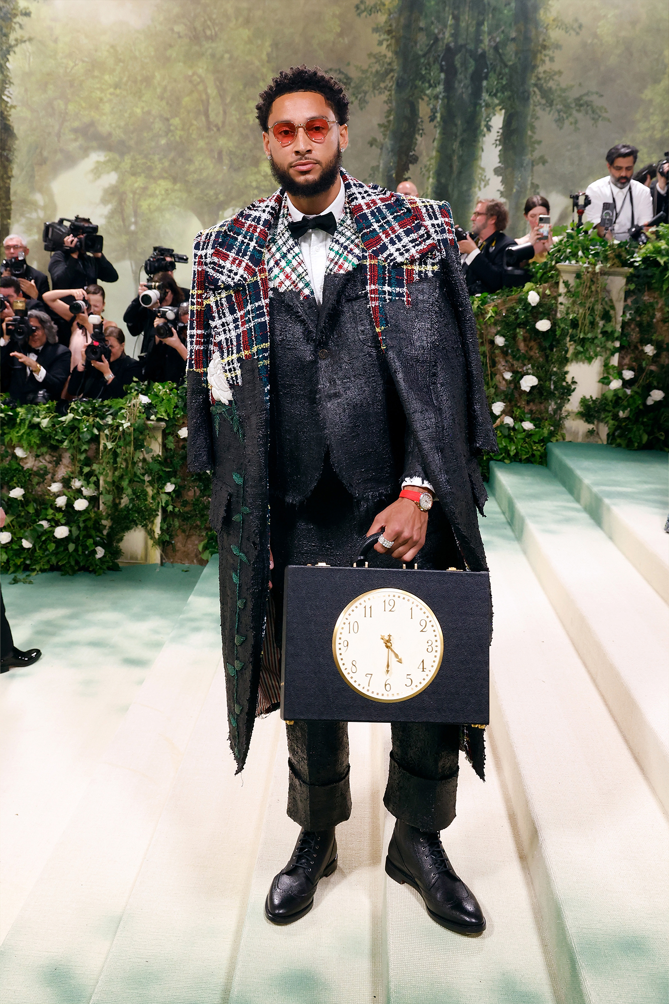 14 Best Dressed Men at the 2024 Met Gala, "The Garden of Time" - Sharp ...