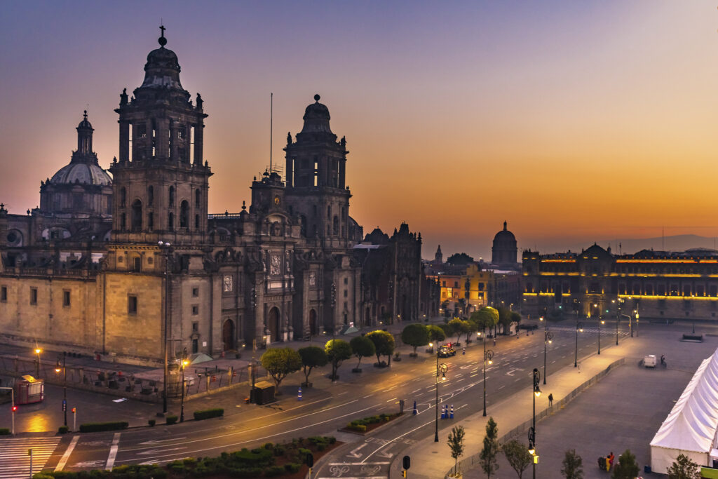 Metropolitan Cathedral Sunrise Zocalo Mexico City Mexico
