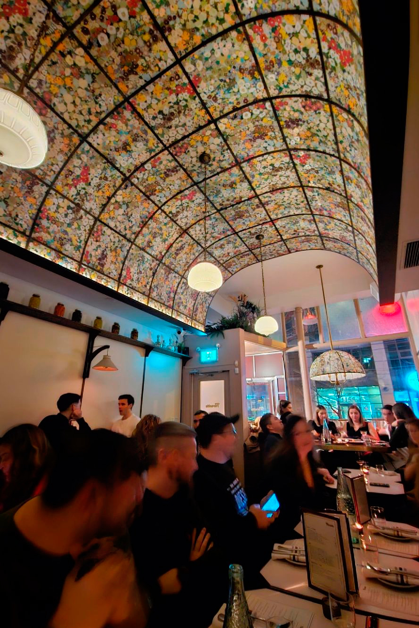 Twelve Toronto restaurants with amazing architecture florette