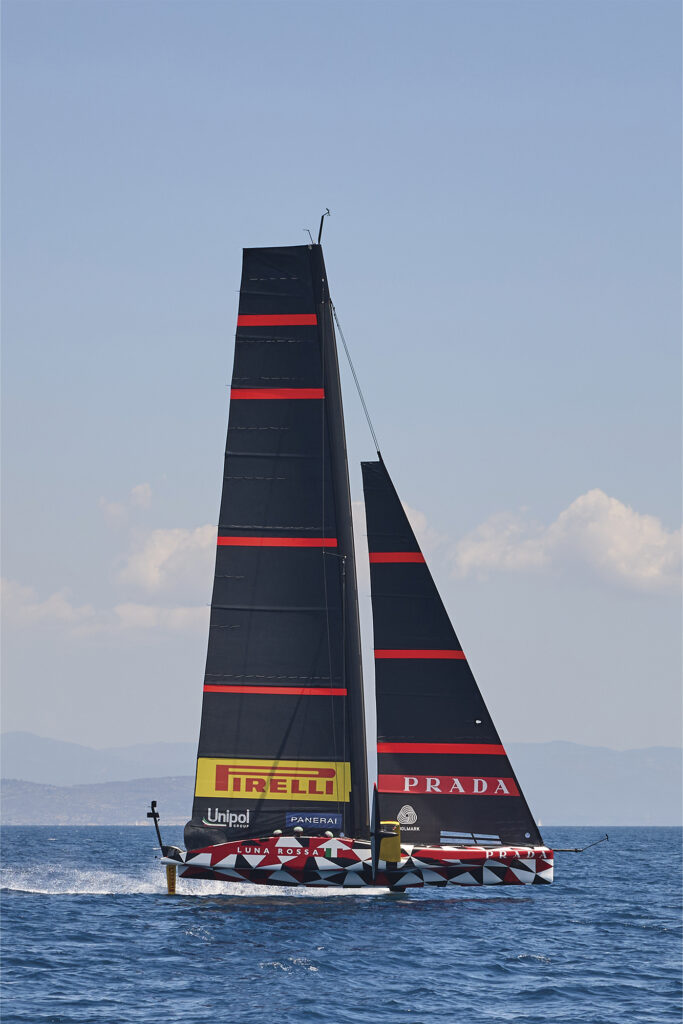 Luna Rossa Prada Pirelli