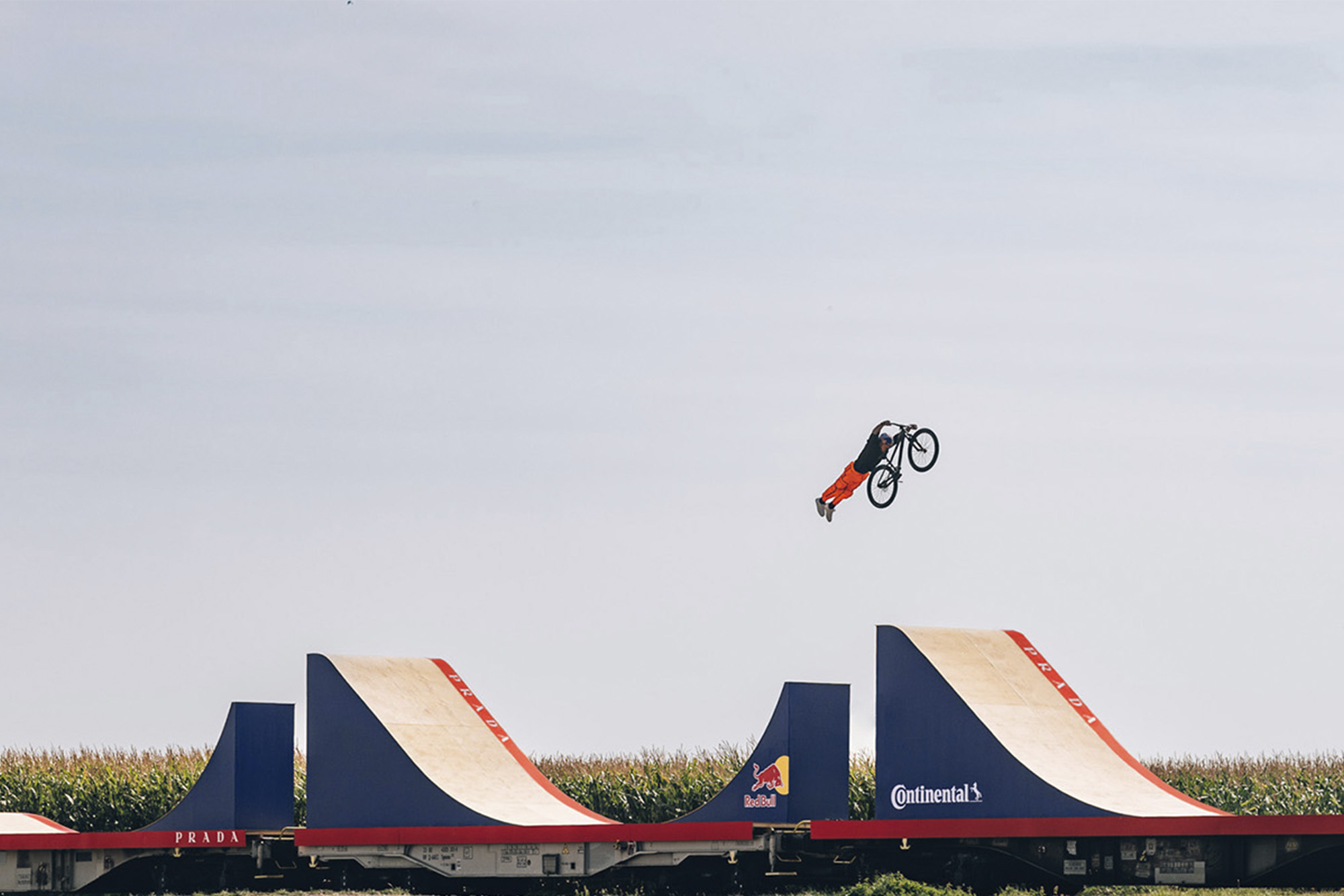 Red Bull Bike Express Prada Linea Rossa Dawid Godziek