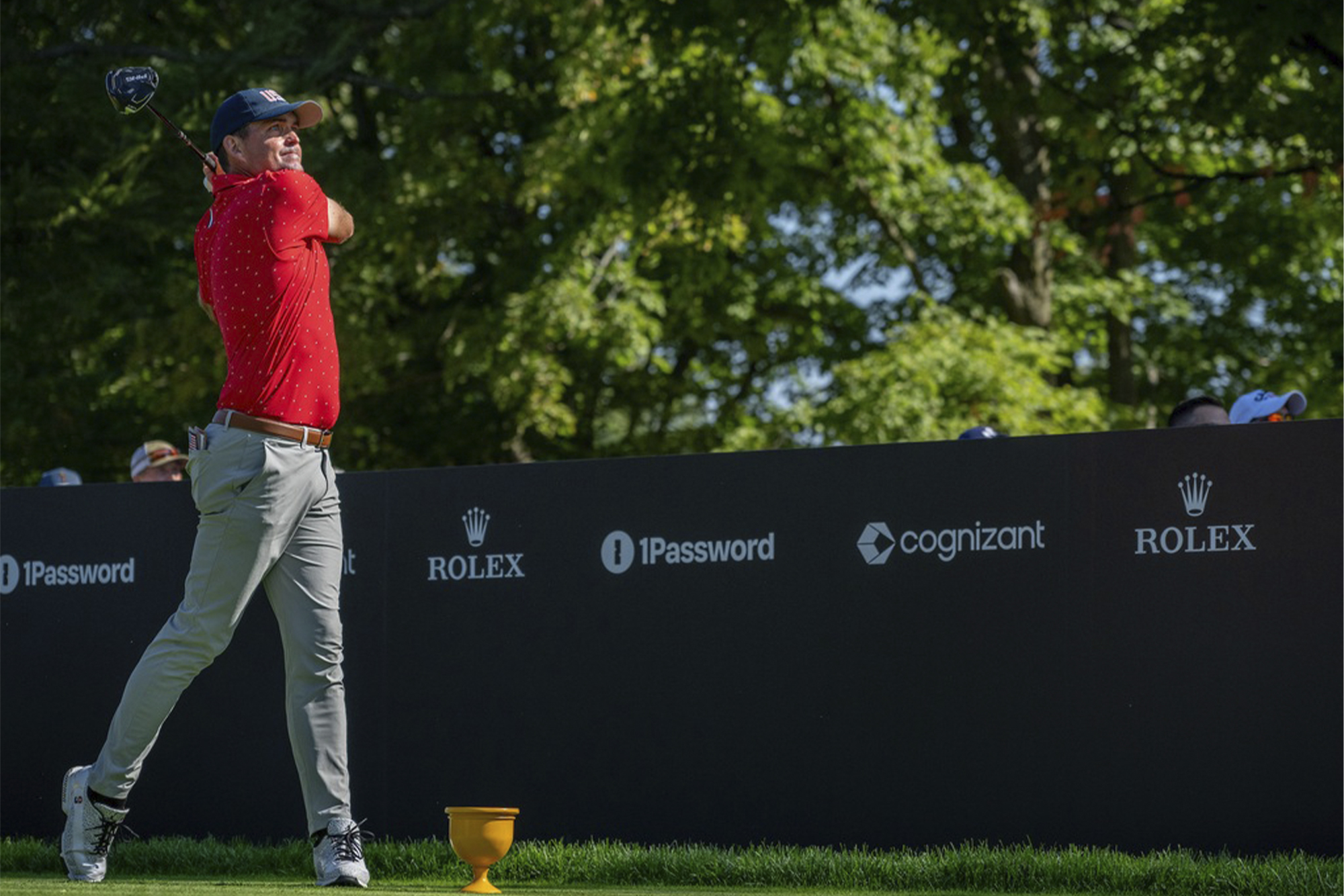 ROLEX TESTIMONEE AND 2025 RYDER CUP U.S. TEAM CAPTAIN KEEGAN BRADLEY HITS A TEE SHOT AT THE 2024 PRESIDENTS CUP ©Rolex/J.D. Cuban