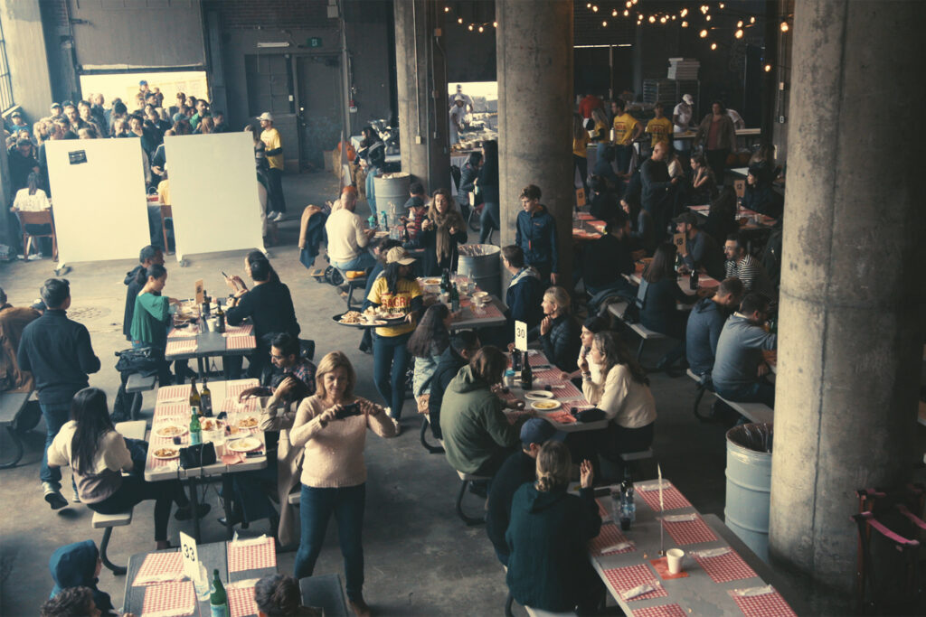 Sagra di Toronto. Aerial view of a restaurant