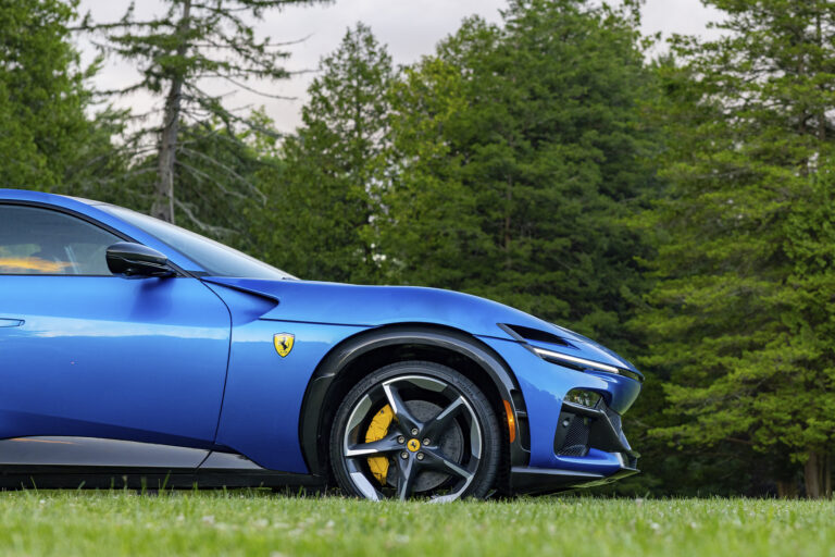 SHARP Drives: The Ferrari Purosangue is a Winning Horse - Sharp Magazine