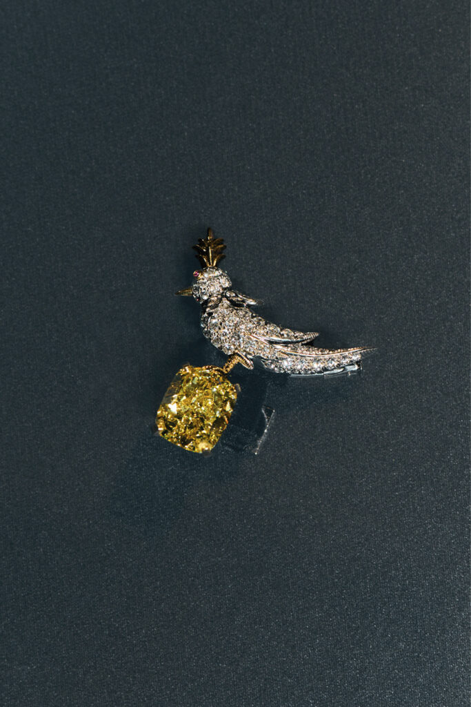 Bird on the Rock brooch in platinum and yellow gold by Jean Schlumberger by Tiffany & Co.