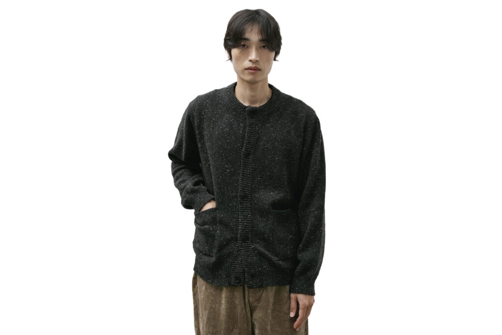 Evan Kinori Crewneck Cardigan Recycled Wool Charcoal Donegal