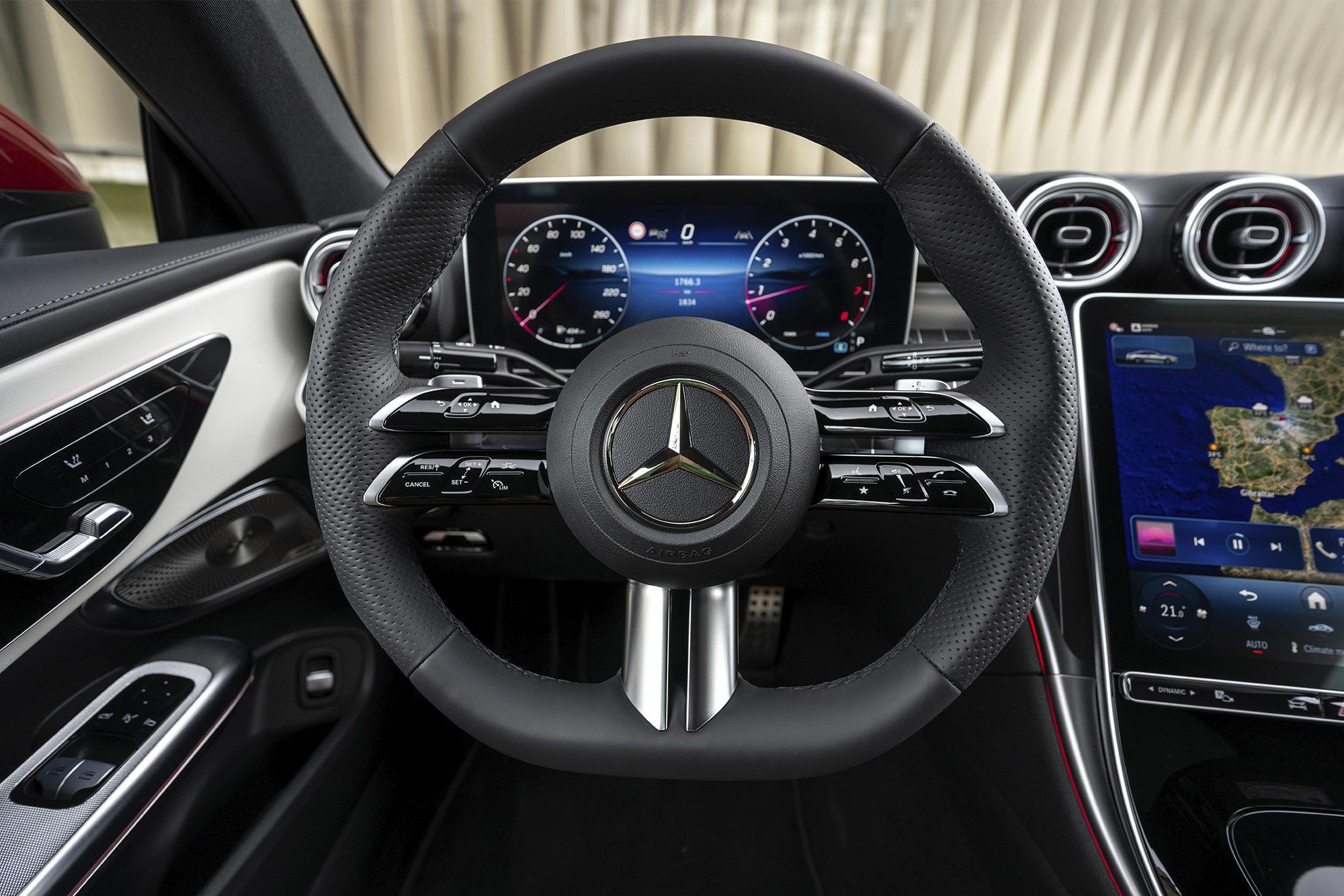 Mercedes CLE 300 steering wheel