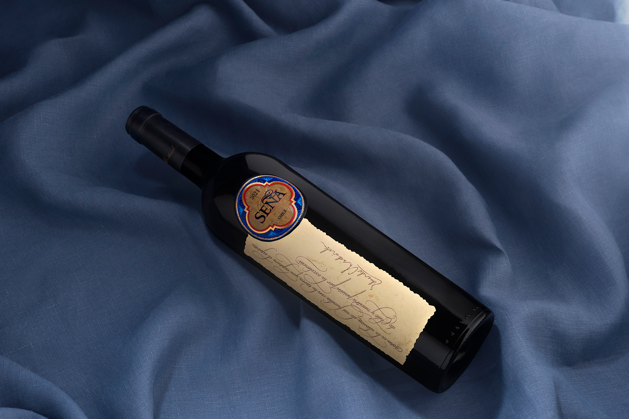 vina sena wine bottle