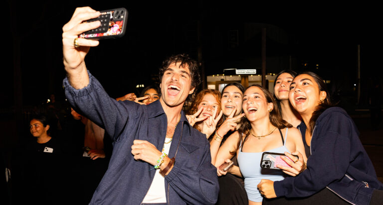 THE NARROW ROAD TO THE DEEP NORTH 4-2025 Jacob Elordi and fans