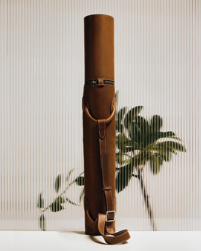 Sac à Dessin by Hermès Objet d'Art Book For Men