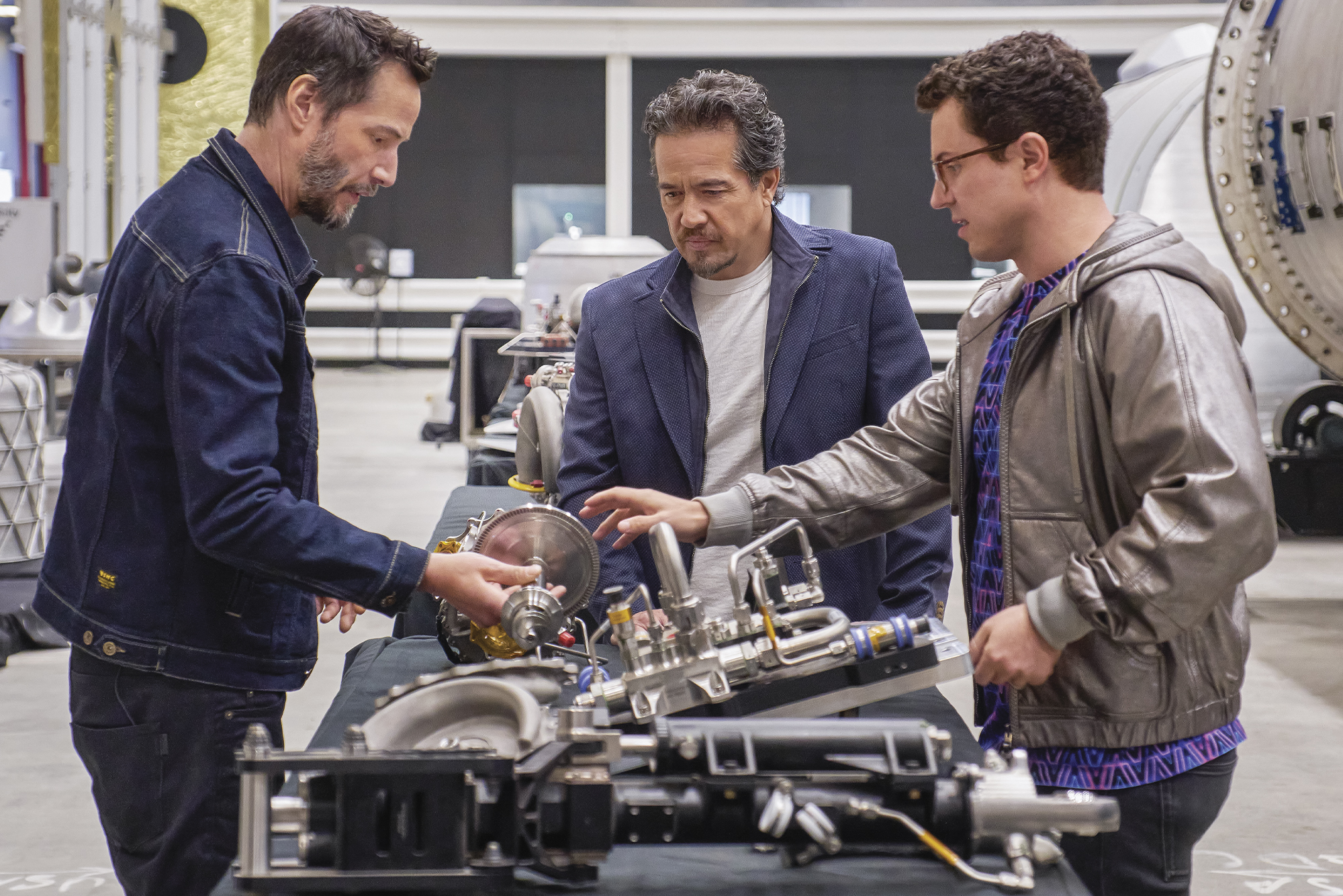 Keanu Reeves Arch Racing Keanu Reeves on Arch Motorcycle With Co-Founder Gard Hollinger - Sharp ...