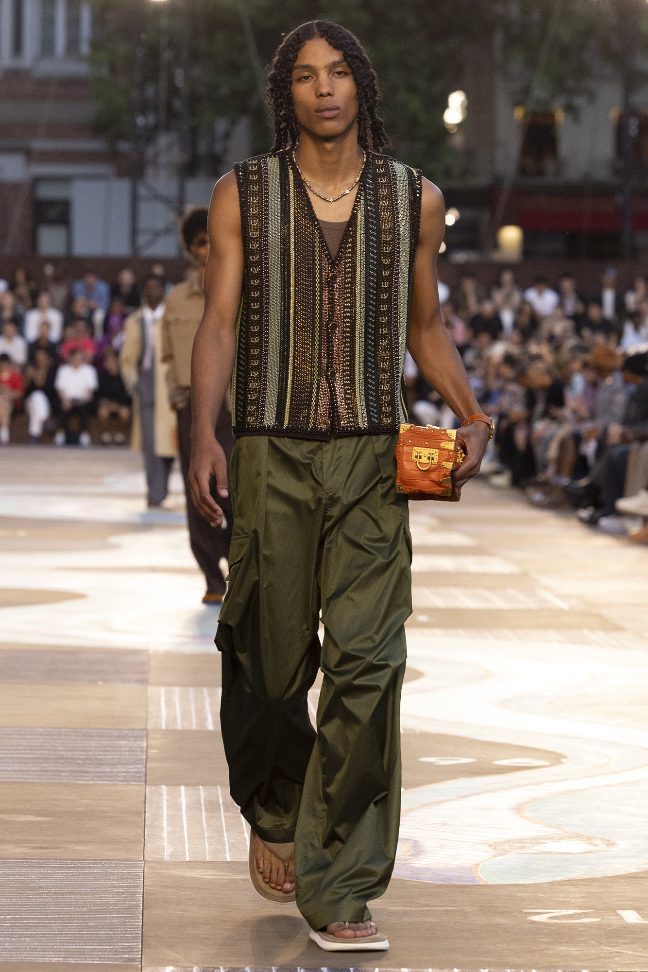 LOUIS VUITTON MEN'S SPRING SUMMER 2026 SHOW LOOK