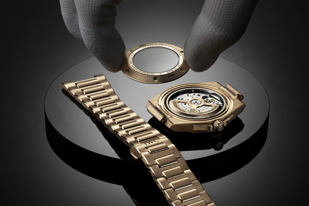 IWC INGENIEUR 40. Photo retrieved from SHARP Summer, courtesy of IWC Watches.