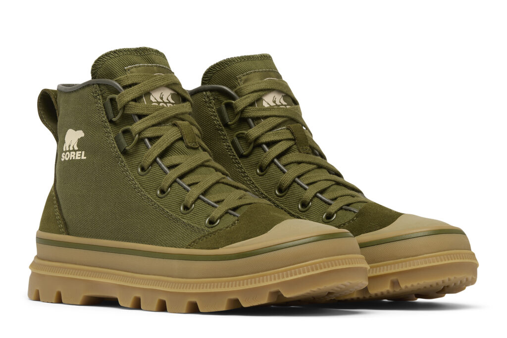 Sorel boots Monochromatic dressing for men