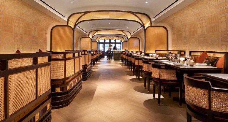 Adrak Yorkville dining room.