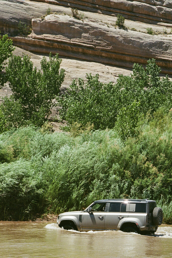 Defender OCTA Colorado Off-Road Drive. Photo by Justin Mastine-Frost, retrieved from SHARP SEPTEMBER.